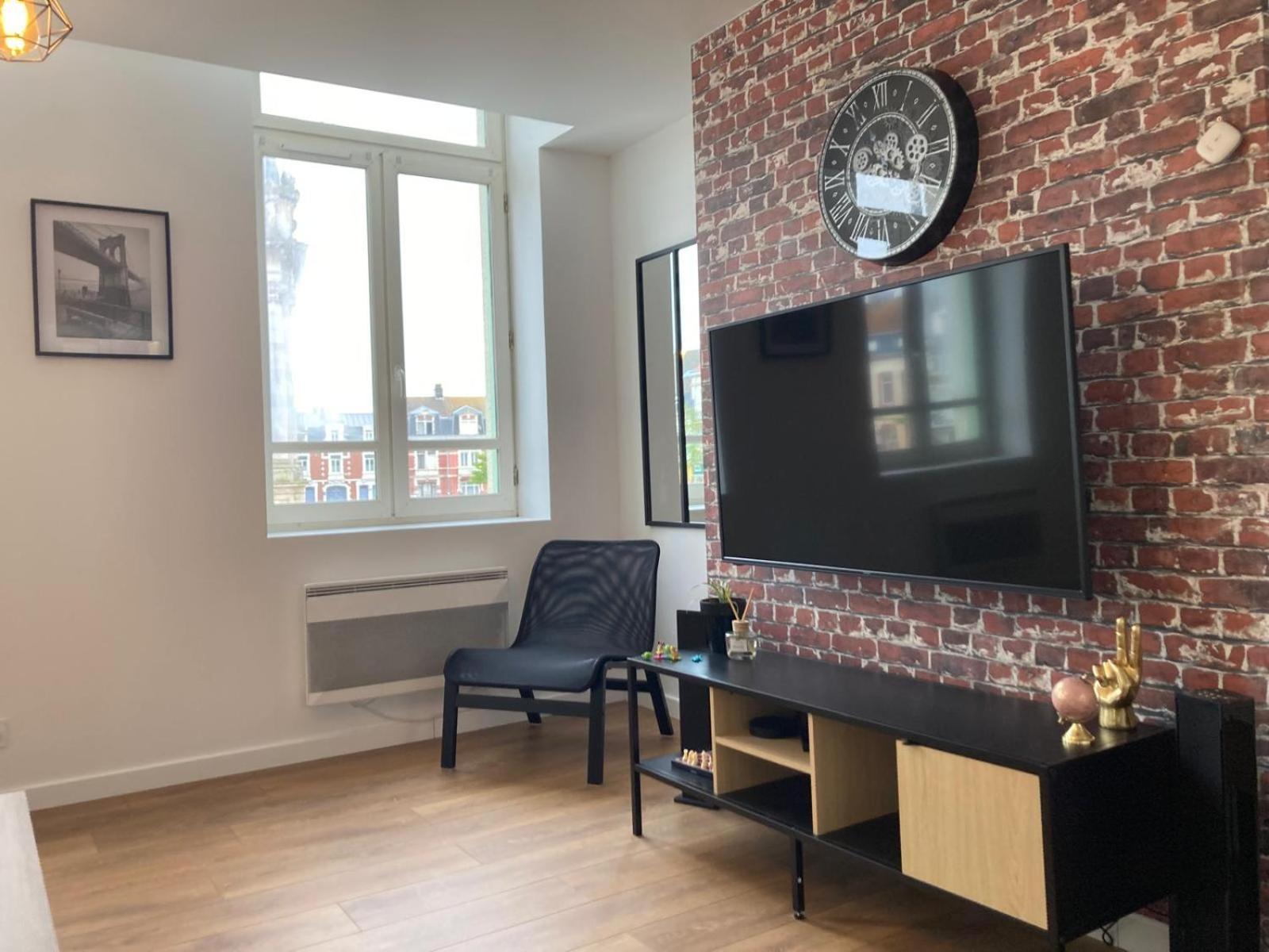 Le Gambetta Theatre De Calais Apartamento Exterior foto